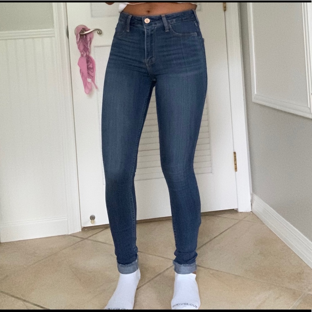 Hollister jeans